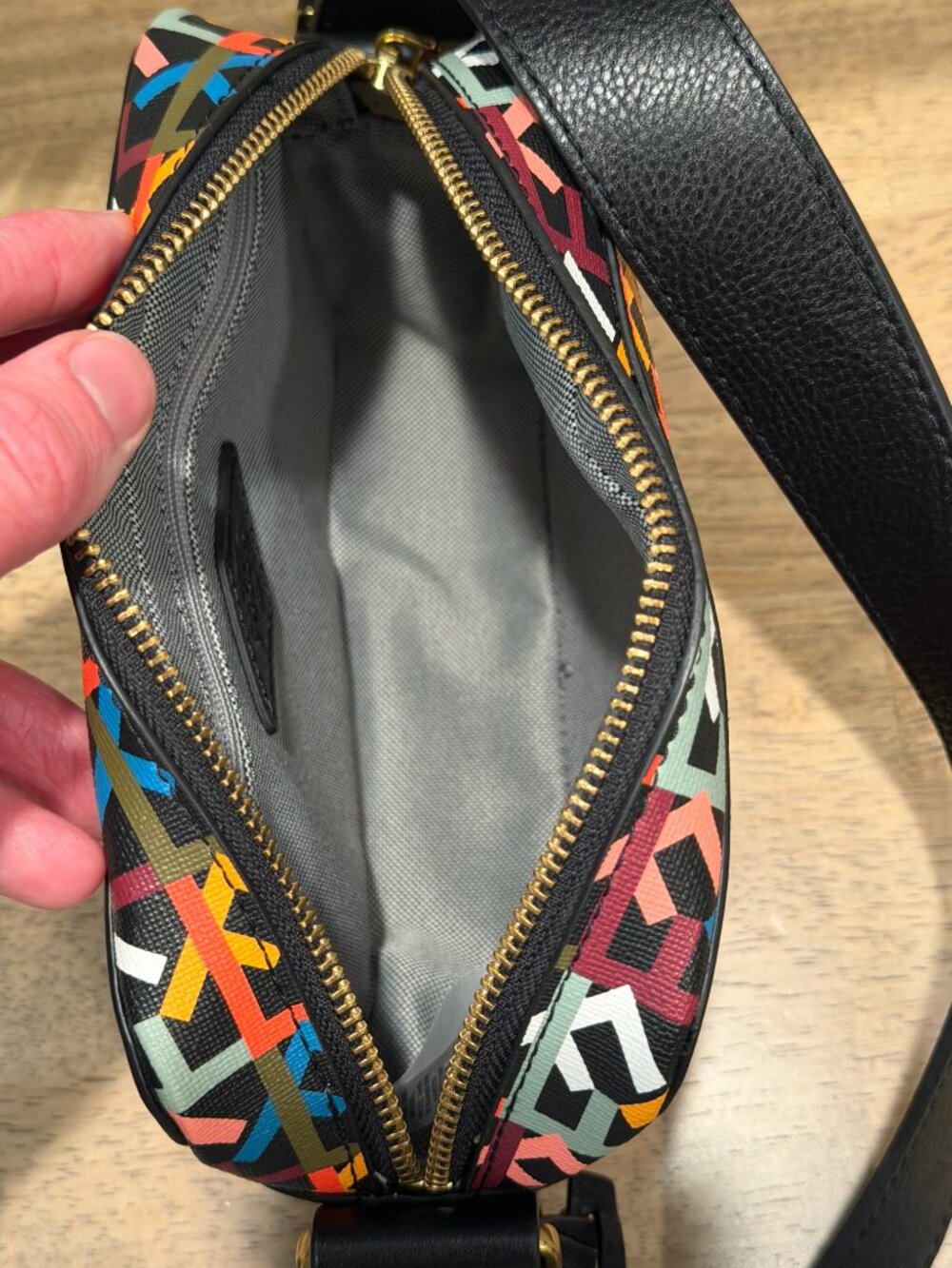 Fossil Leather Geometric Crossbody Bag Multicolor Key Charm - Picture 5 of 9